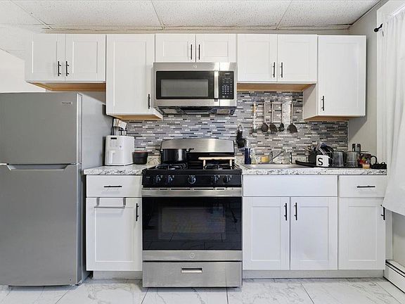 4th image of 336 Terrace Ave