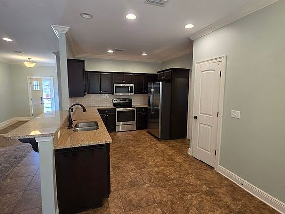 2nd image of 410 Serene Ct