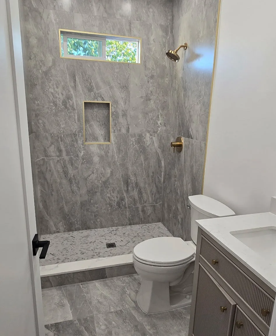 Studio, 450 sqft, $1,595 — Photo 4
