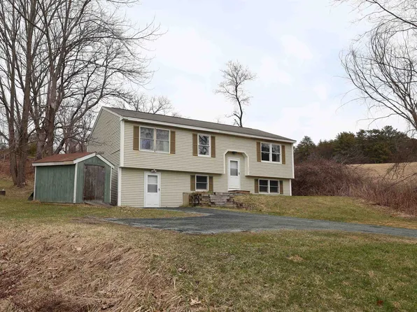121 Truell Road, Hartford, VT 05001