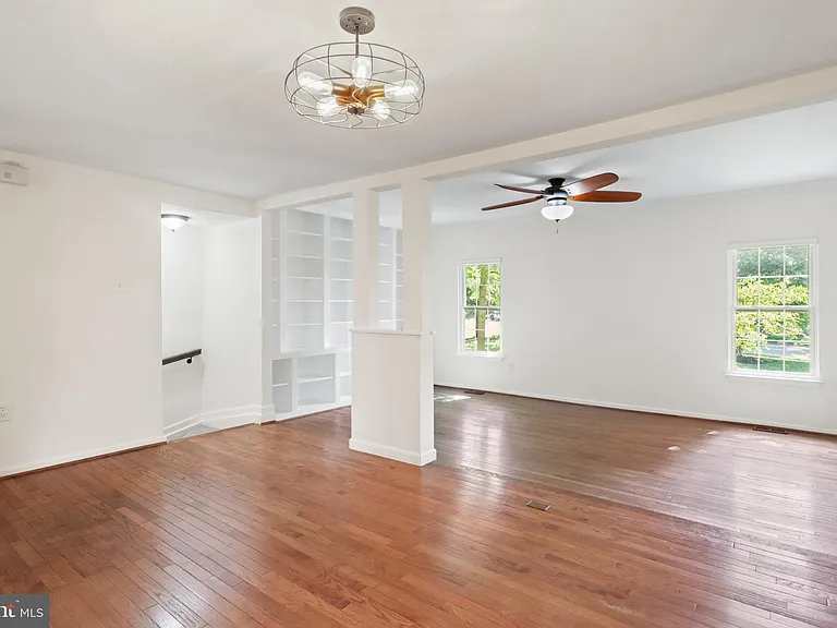3146 Valentino Ct — Photo 7