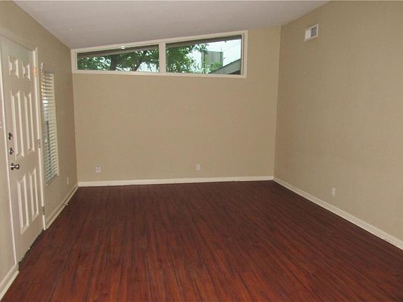 2nd image of 2710 Saint Edwards Cir #B