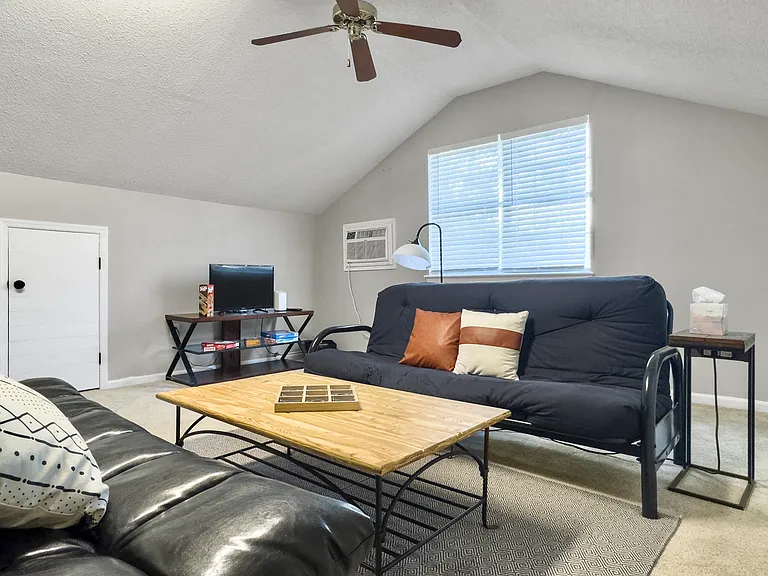 7900 Elderberry Cir — Photo 40