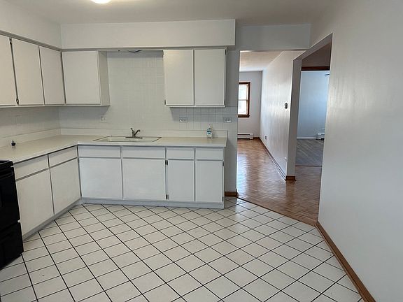 5th image of 3123 N Nashville Ave APT 3E