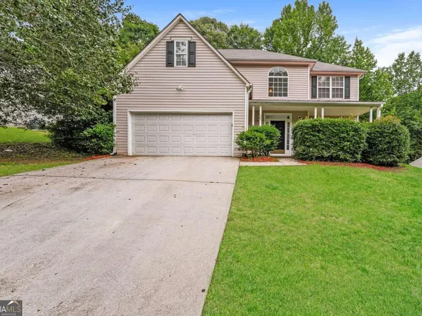 827 Shadow Lake Dr, Lithonia, GA 30058