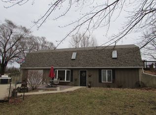 207 E Grove St, Albany, MO 64402