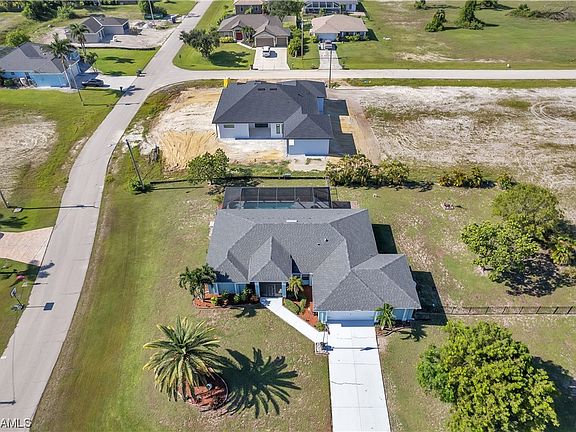4th image of 2606 NW 22nd Ter