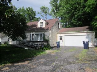 14 Fenton Rd, Rochester, NY 14624