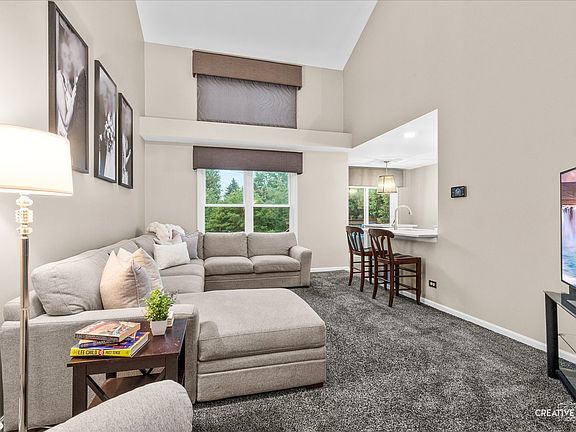 3rd image of 2588 Heritage Ct