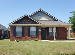 1207 Hanging Moss Ct SW, Decatur, AL 35603