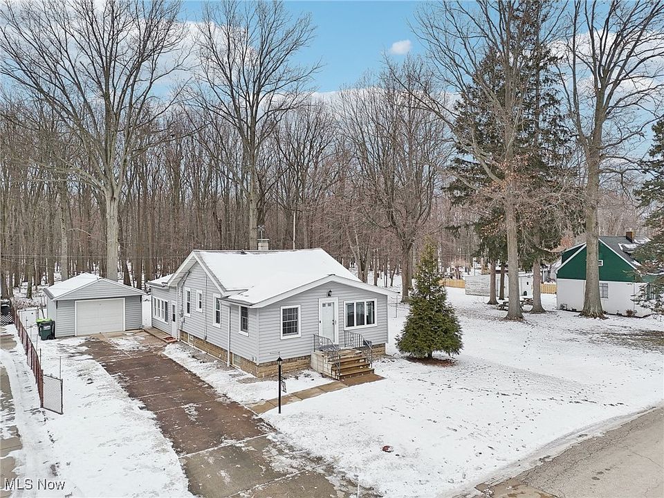 1st image of 204 Fay Ave