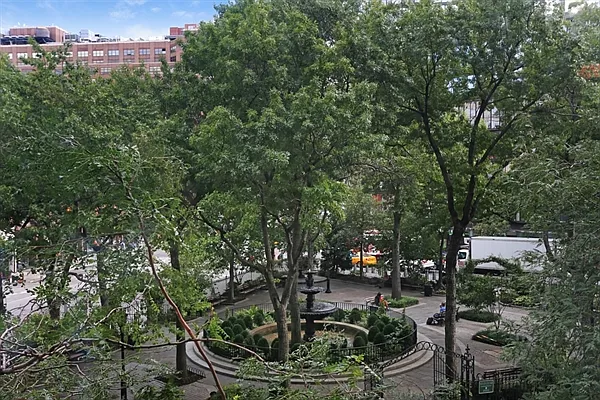 Sold by Citi Habitats | media 9