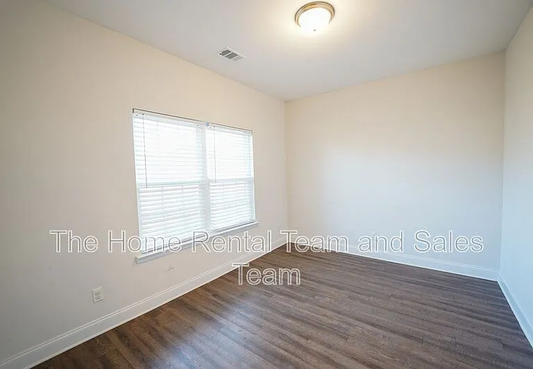 363 Coconut Dr — Photo 6