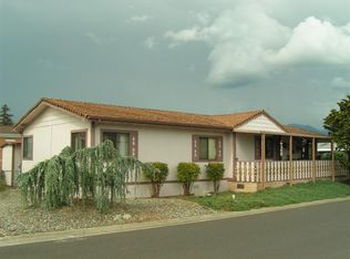 327 Kingsley Dr, Grants Pass, OR
