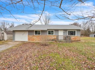 1909 Bodenhafer Dr, Kendallville, IN 46755