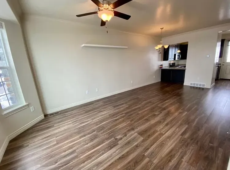 2 bed, 1.5 bath, 1076 sqft, $1,675 — Photo 3