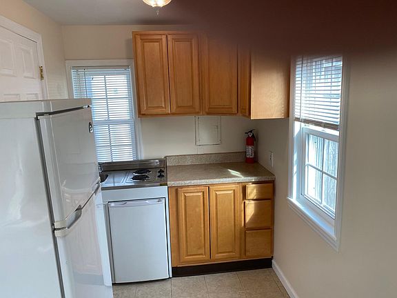3rd image of 24 1/2 Trinidad Ave #24-1/2