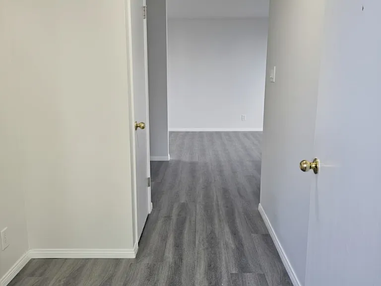 409 E Cedar Ave — Photo 3