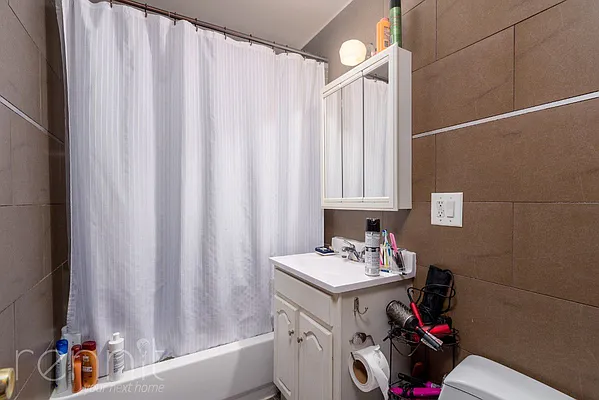 Rented by Rennit Inc. | media 20