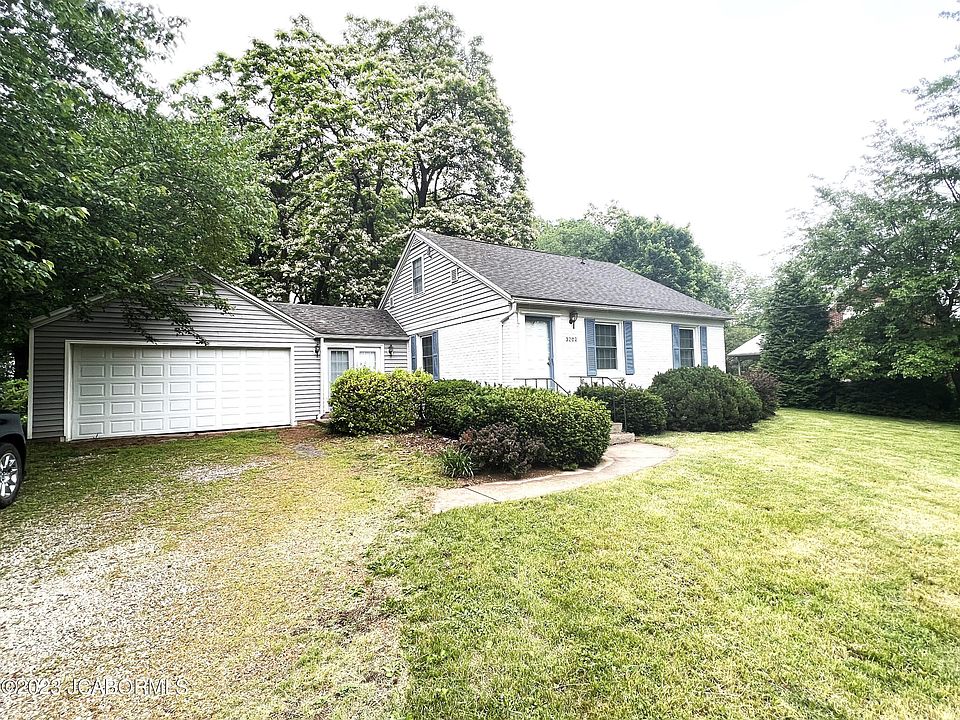 3202 Country Club Dr, Jefferson City, MO 65109 MLS 10065586 Zillow