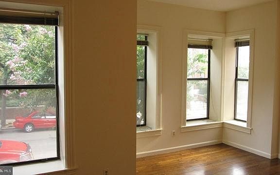 4th image of 2101 N St NW