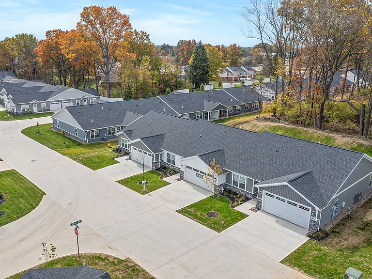 The Villas at Wyles Farm — Photo 47