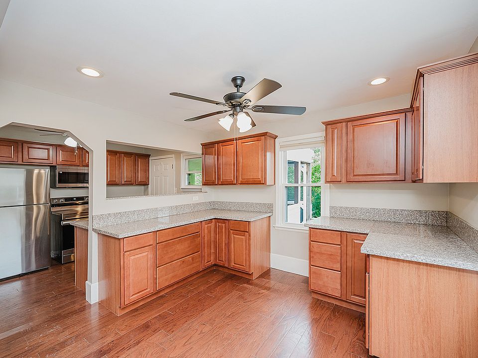 3444 Church Street Dining Room