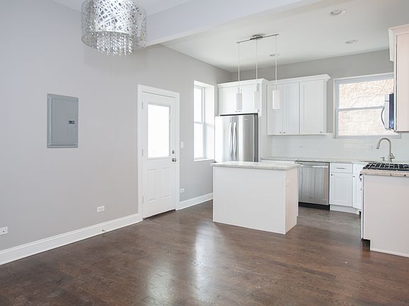 4th image of 6625 N Ashland Ave
