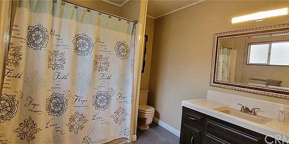 4th image of 1810 Nob Hill Dr