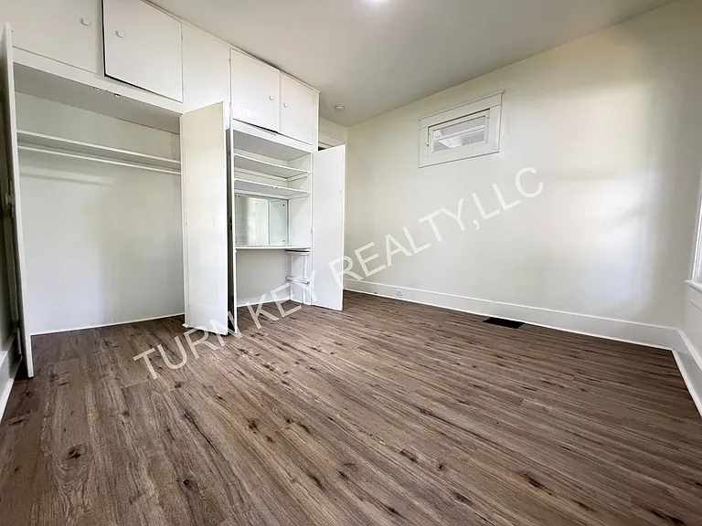 1225 Ford Ave — Photo 18