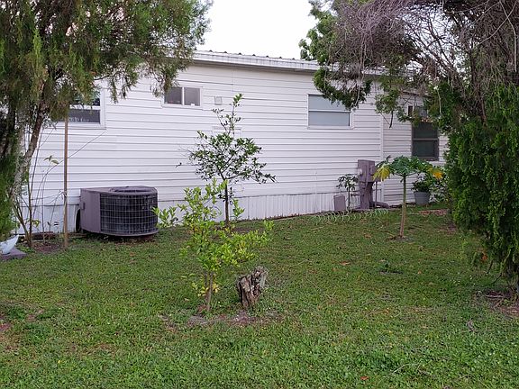 3rd image of 224 Eric Ct
