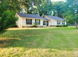 2908 Selwood Cir, Dothan, AL 36303
