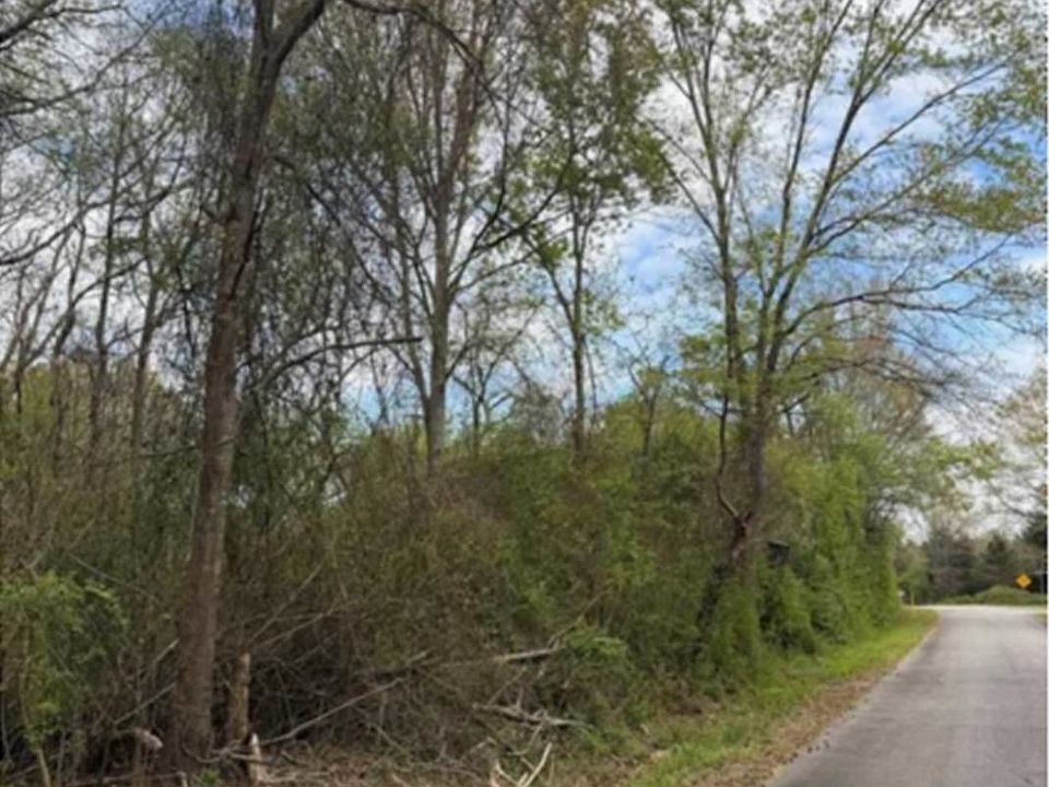 2nd image of Augusta Rd