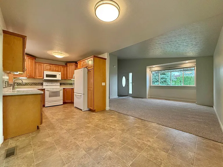 1510 S Progress Rd — Photo 6