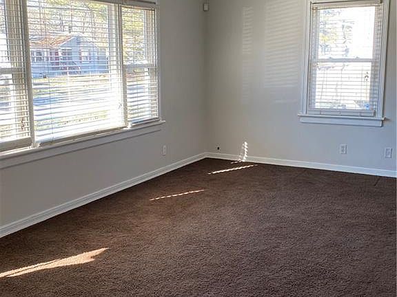 2nd image of 1055 Barlen Dr