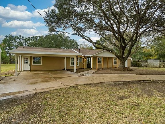 2nd image of 7440 County Road 215a