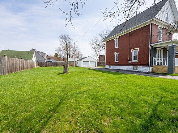 3rd image of 273 Skillen St
