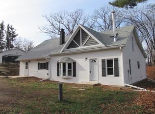 15940 Country Ln, Richland Center, WI 53581
