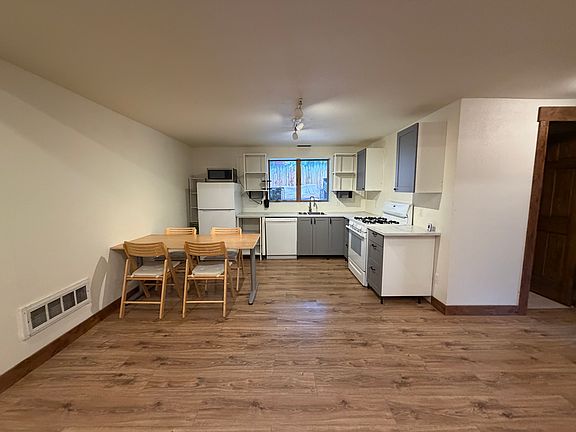 3rd image of 27357 Brandon Cir #1