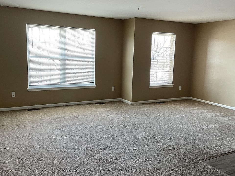 1st image of 13001 Turnberry Ct