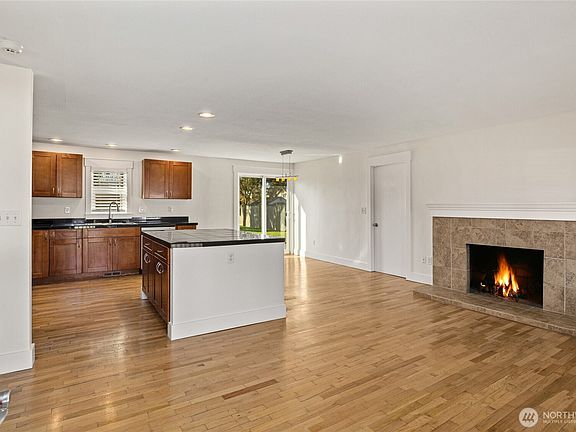 4th image of 6826 N 11th Street