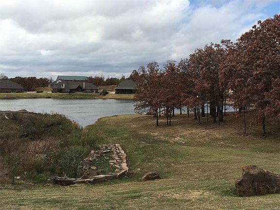 5th image of 841 Cross Timbers Blvd