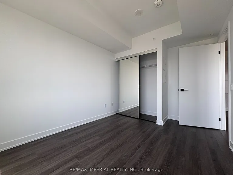 609 Sherbourne St #4210 — Photo 13