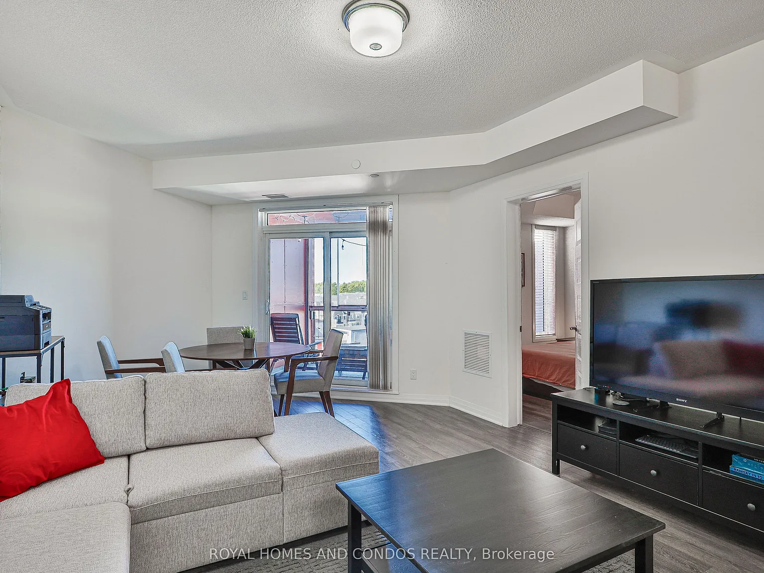 1 bed, $2,200 — Photo 4