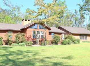 2260 Lisa Ln, Chipley, FL 32428