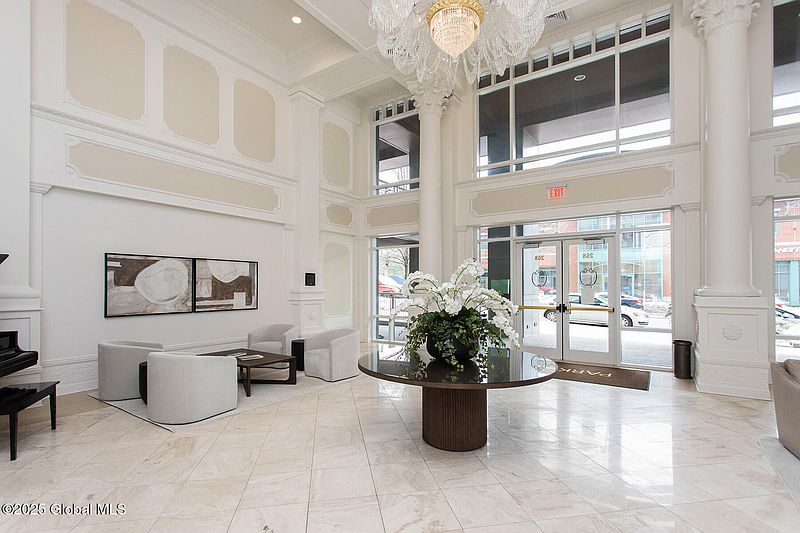 4th image of 268 Broadway #410