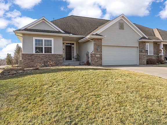 3rd image of 5997 Meadow Grass Cir SE