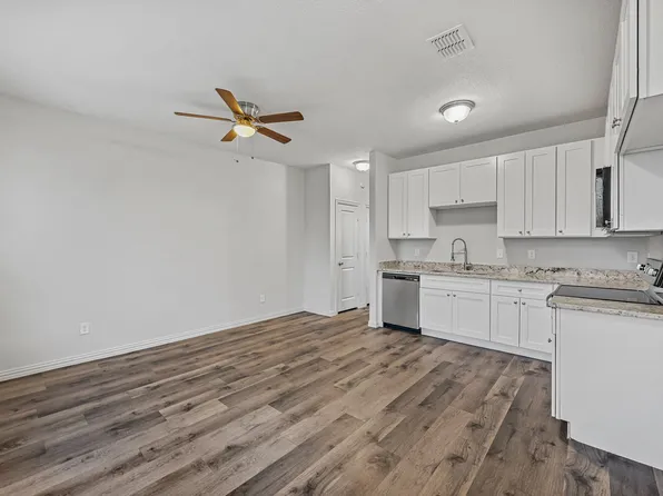 1709 E Tucker St, Fort Worth, TX 76104