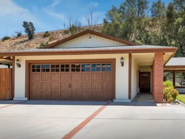 2090 Ardenwood Ave, Simi Valley, CA 93063