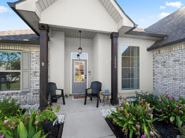 1559 Rangeland Ave, Zachary, LA 70791